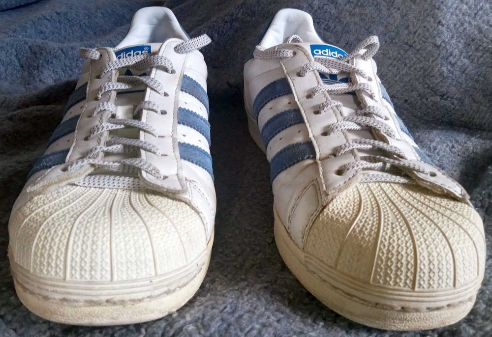 Маратонки Adidas. Класически. Размер 40