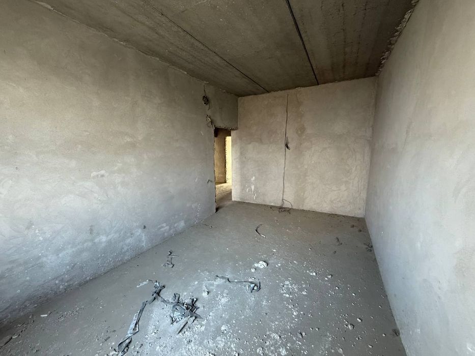 3 хонали каробка квартира сотилади