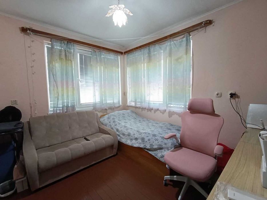 Продава се Къща в Дебелец - 150 кв.м за 1100 €/кв.м - Снимка #11