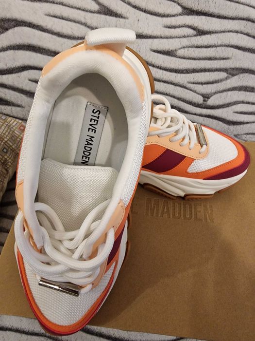 Скечърси Steve Madden