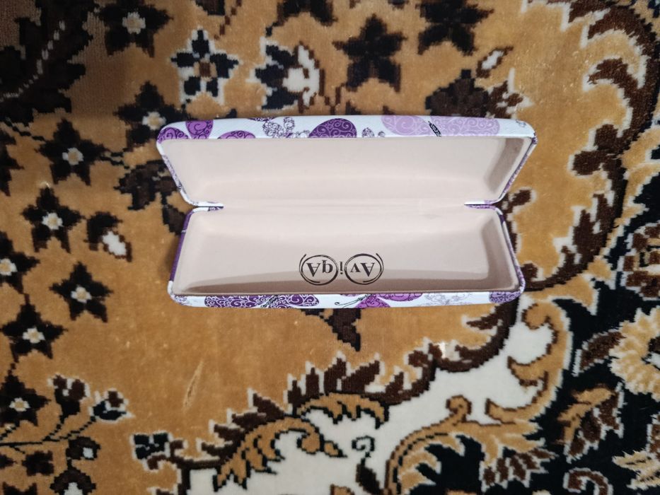 Продам чехол для детских очков