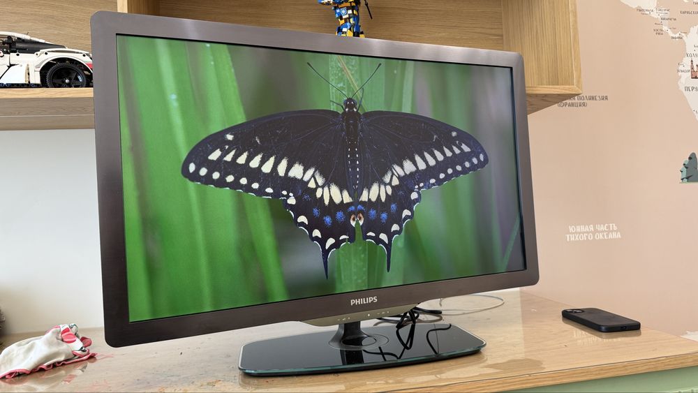 Телевизор PHILIPS