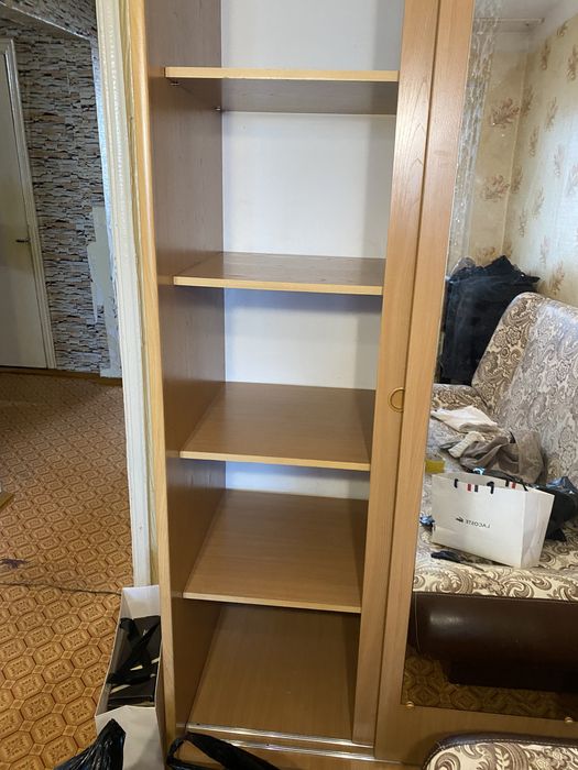 Продам шкаф срочно