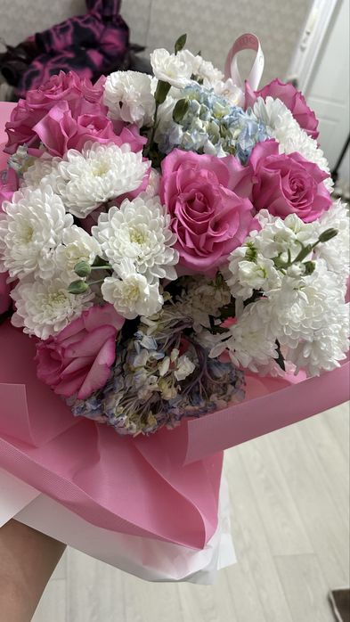 Продам цветы каждый букет по 15.000тг