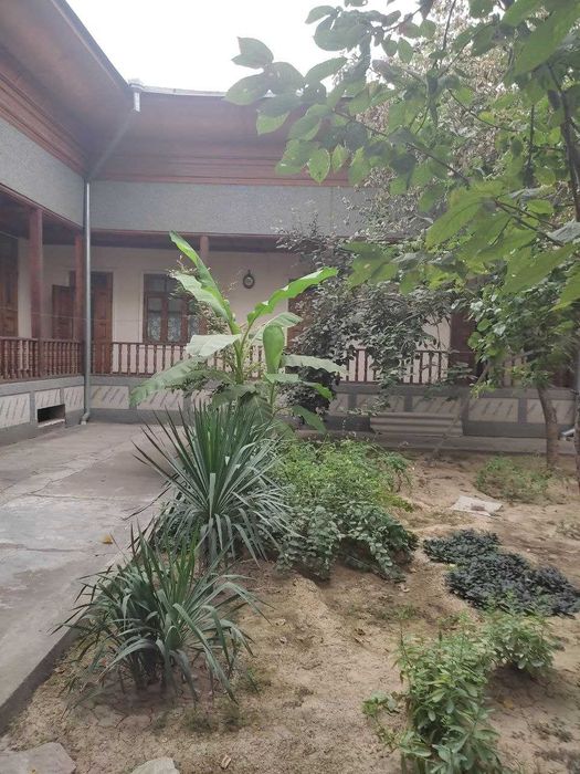 Дом участок Назарбек