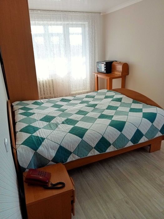 Продаю срочно трехкомн квартиру