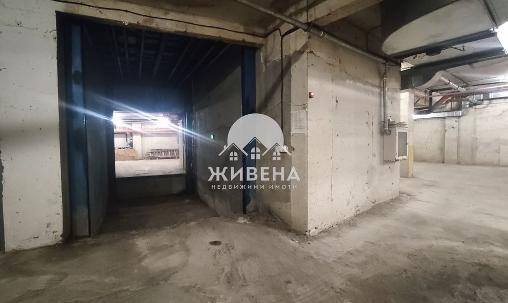 Продава паркомясто в подземен гараж с платформа, Цветен квартал