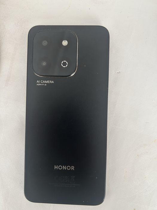 Продам НONOR X6b