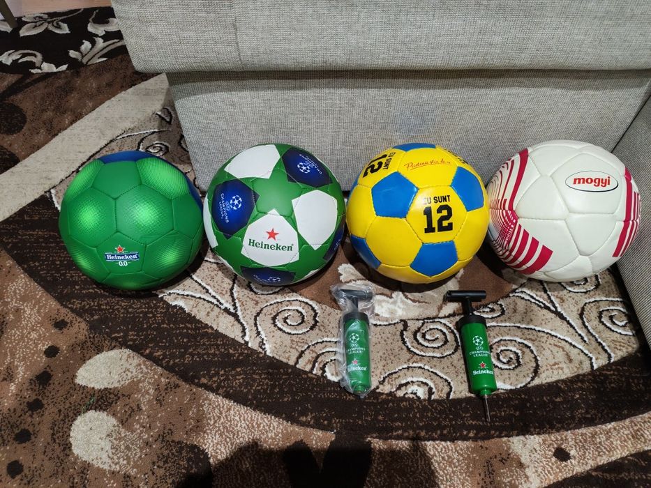 Mingi de fotbal diverse modele