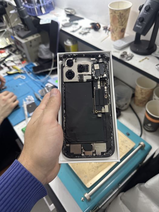 16 proMax 256gb Esim