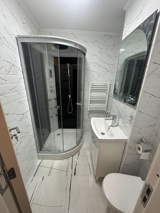 Inchiriez garsoniera