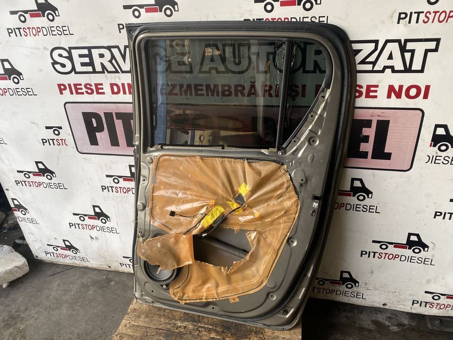usa dreapta spate toyota hilux 2017 2018 2019 2020 2021 2022 2023 2024