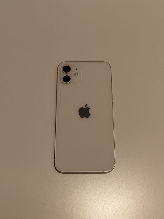 iPhone 12, Бял, 64 GB, Отличен + Подарък