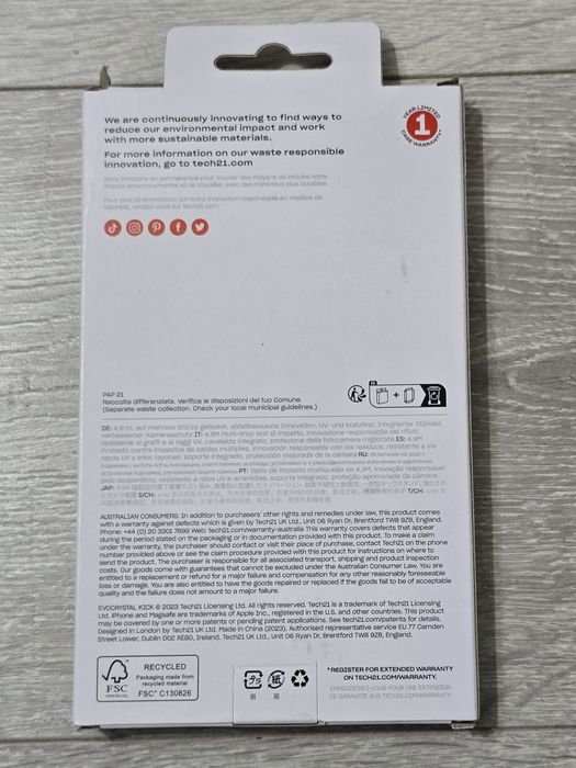 Husă Tech21 Evo Crystal Kick iPhone 15 Pro – MagSafe, Protecție 4,9 m