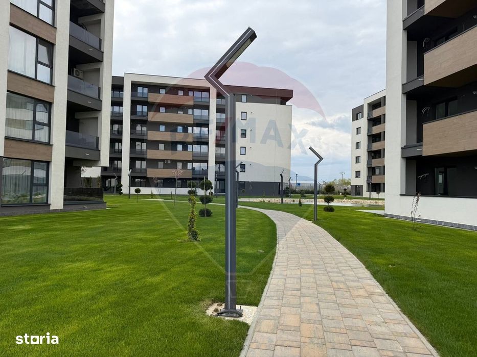 Apartament cu 2 camere de închiriat in bloc nou Valcom Residence III