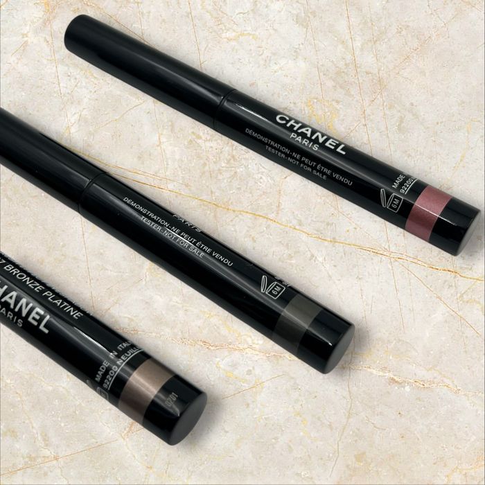 Chanel Stylo Ombre Et Contour
