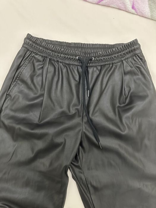 Джоггеры Zara