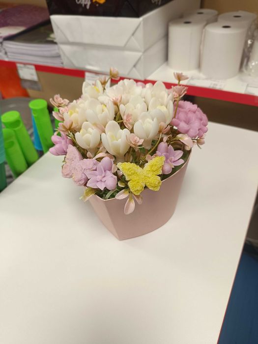 Восъчни цветя за поводи и сапунени цветя