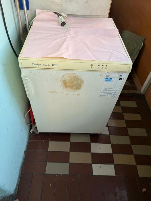 Морозильник и микроволновка