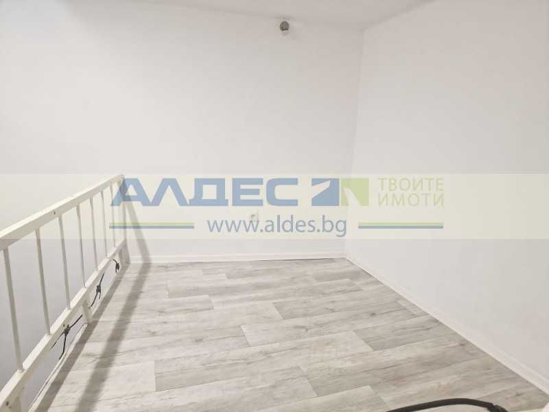 Дава се под наем Офис в София, Център - 25 кв.м за 300 € - Снимка #3