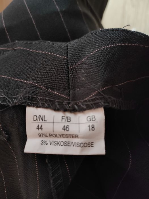 Vand pantaloni dama noi 44-46