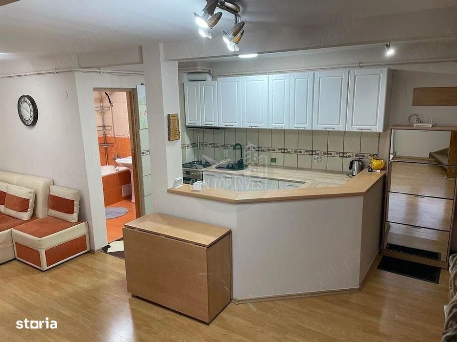 Apartament cu 4 camere 2 bai zona Vasile Aaron
