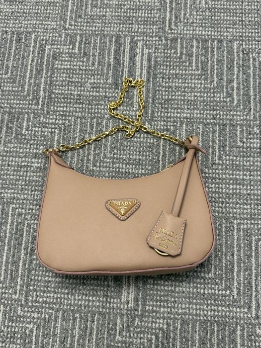 Луксозна розова чанта в стил Prada