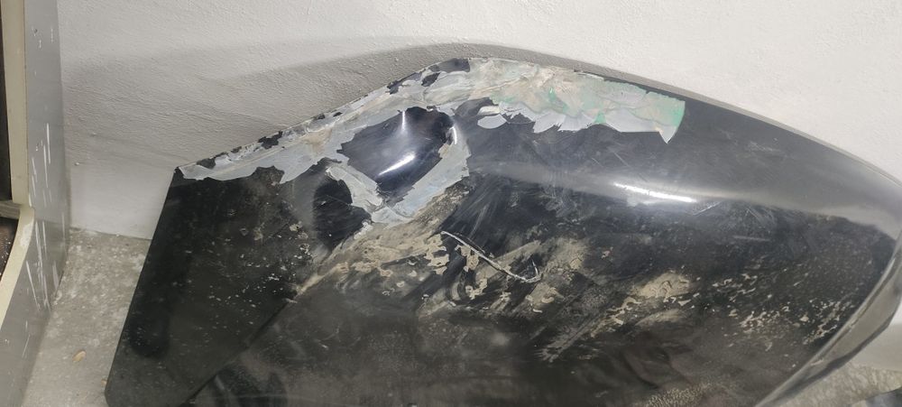 Продам капот и крыло оригинал гранта