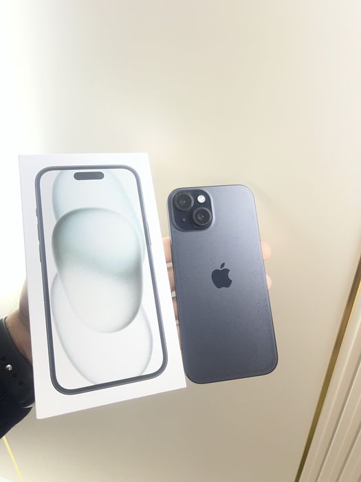 Продам IPhone 15 128gb