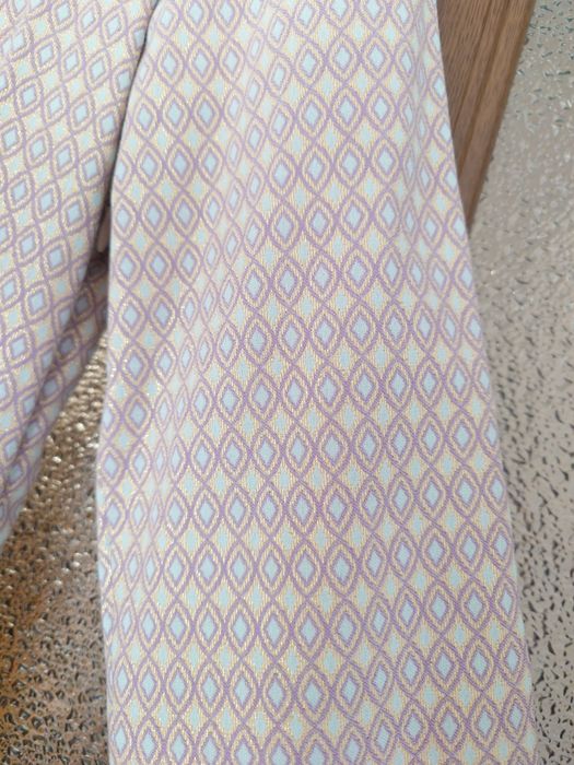 Нова елегантна рокля 38 размер златисто