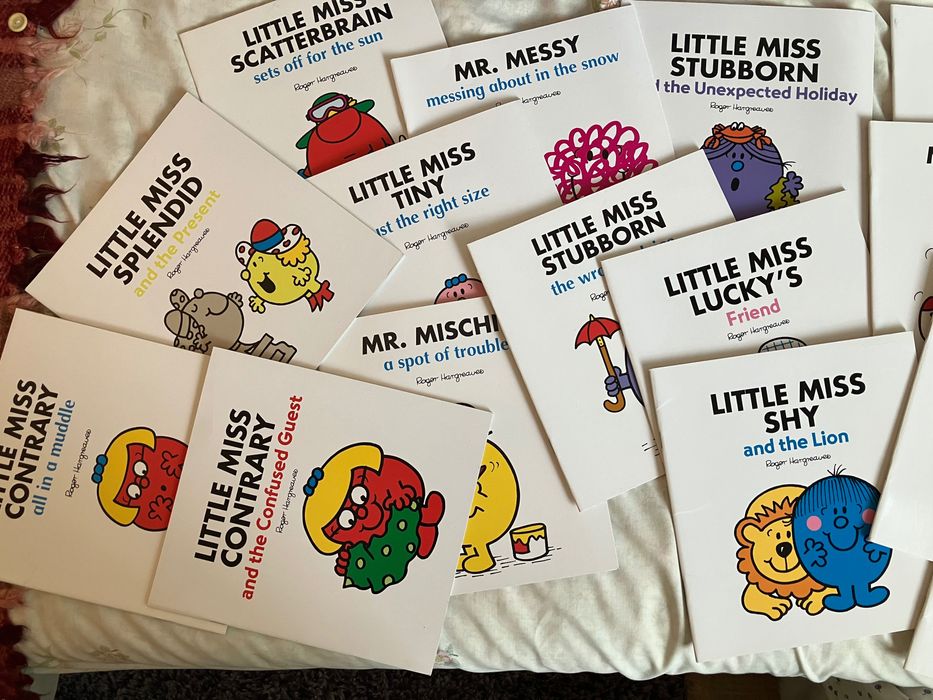 Комплект от поредица на английски: Mr. Men