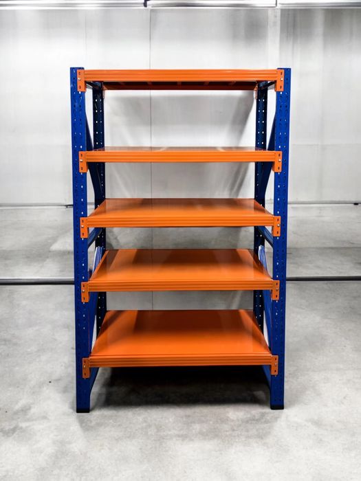 Метални Стелажи и шкафове за склад