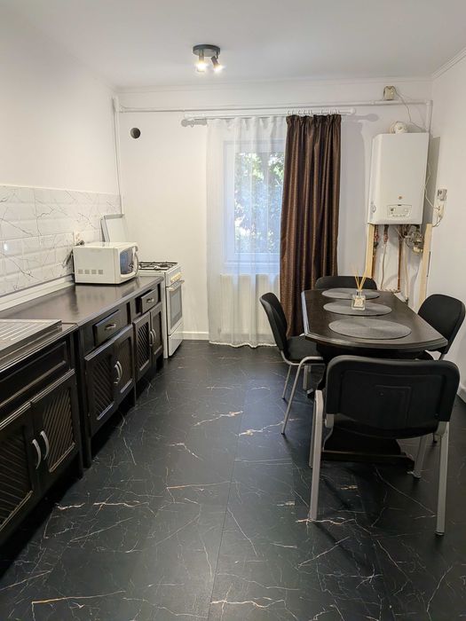Apartament 3 camere | 65 mp | Mărăști – Str. Dâmboviței | Renovat | Centrală proprie