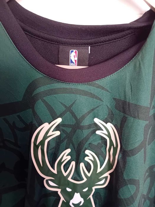 Оригинален фенски потник на Milwaukee Bucks