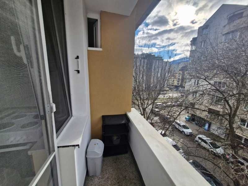 Дава се под наем Тристаен апартамент в София, Лагера - 92 кв.м за 747.66 € - Снимка #11