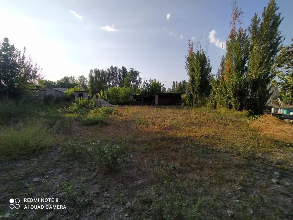 Ховли уй сотилади