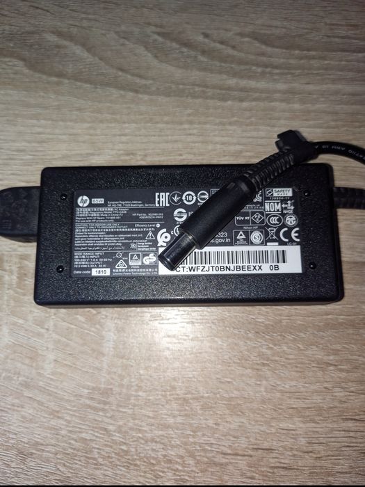 Incarcator Original HP 65W Laptop