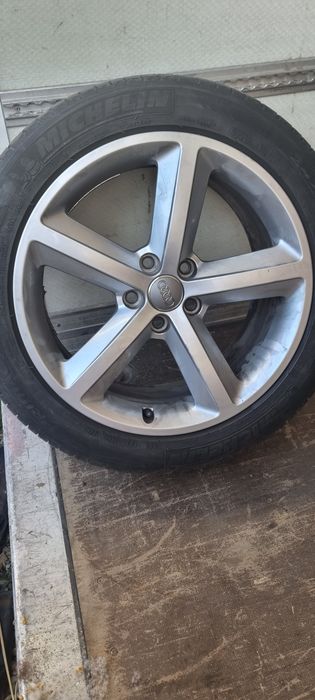 Jante audi cu anvelope vara și cauciucuri de vara