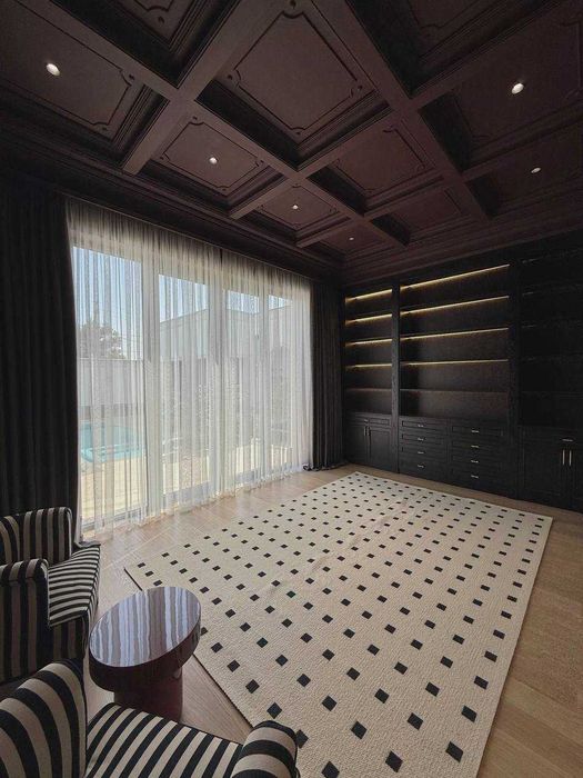 Продается Дом новой постройки  геофизика 10 соток