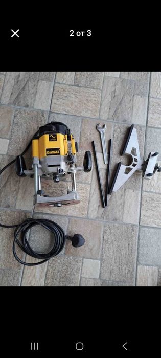 Оберфрези DEWALT