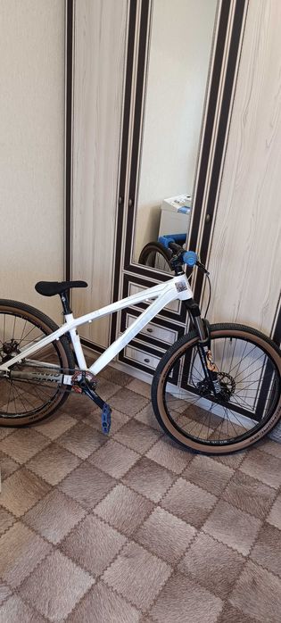 Giant Dirt Jump, Street, Park.