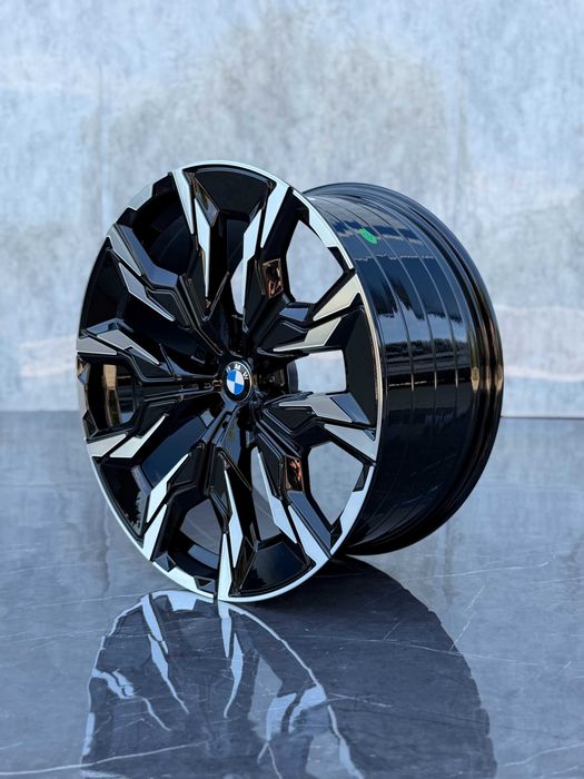 jante 21 bmw r21 g G60 G61 G70 G05 G06 G07 G11 G12 G30 G31 G14 G15 G16 Model M 2018 G04 G05 G06 4X X5 X6 X7