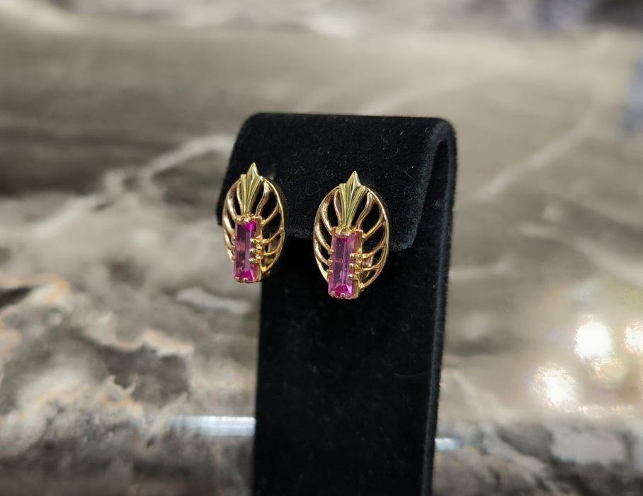 Серьги золотые , камень Гранатит 583 проба