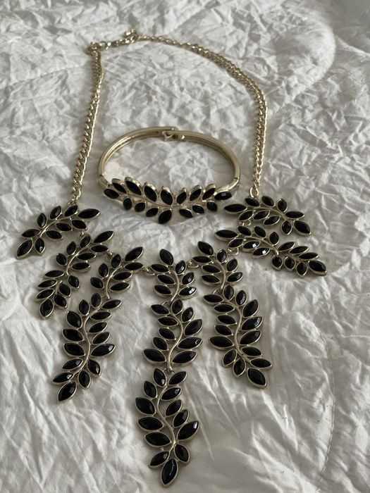 Колие с гривна