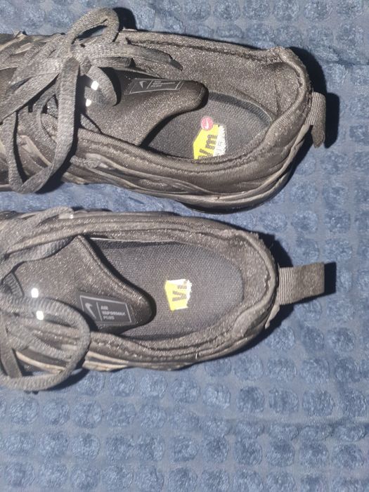 Vapormax plus размер 42 няма забележки носени 3 пъти