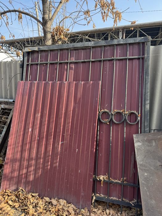 Железные варота, уголки