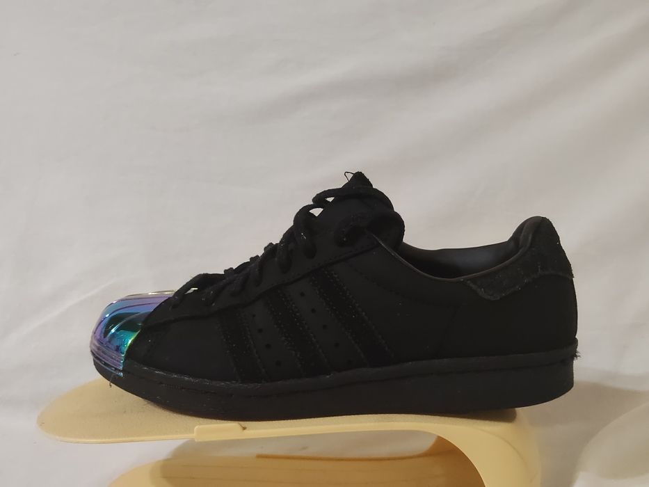 Sneakers Adidas.. Mărime 40.5