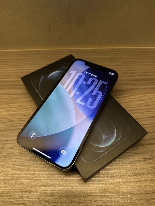 Продам Айфон 12 про 256 гб