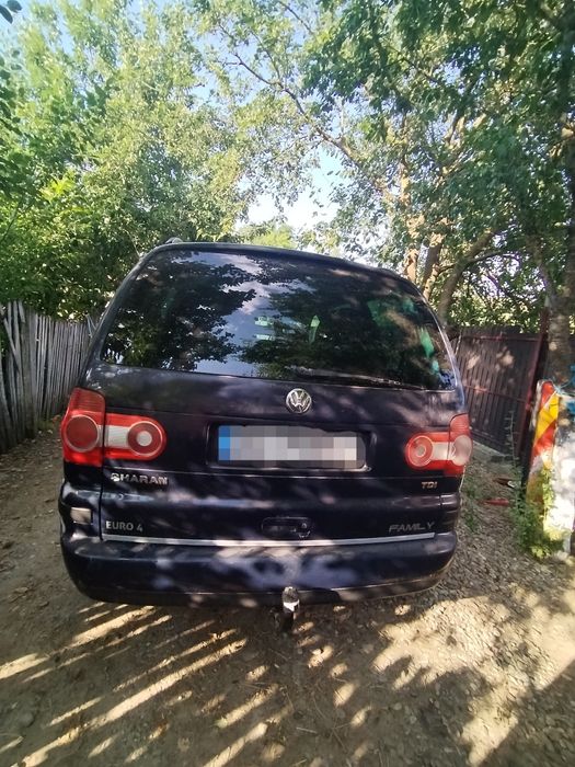 Vând Sharan 1.9 tdi an 2007 mai multe detalii in descriere