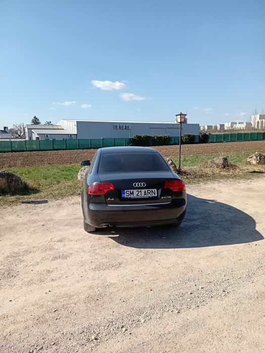 Vand audi A4 b7 an 2006 motor 2.0 tdi 140cp